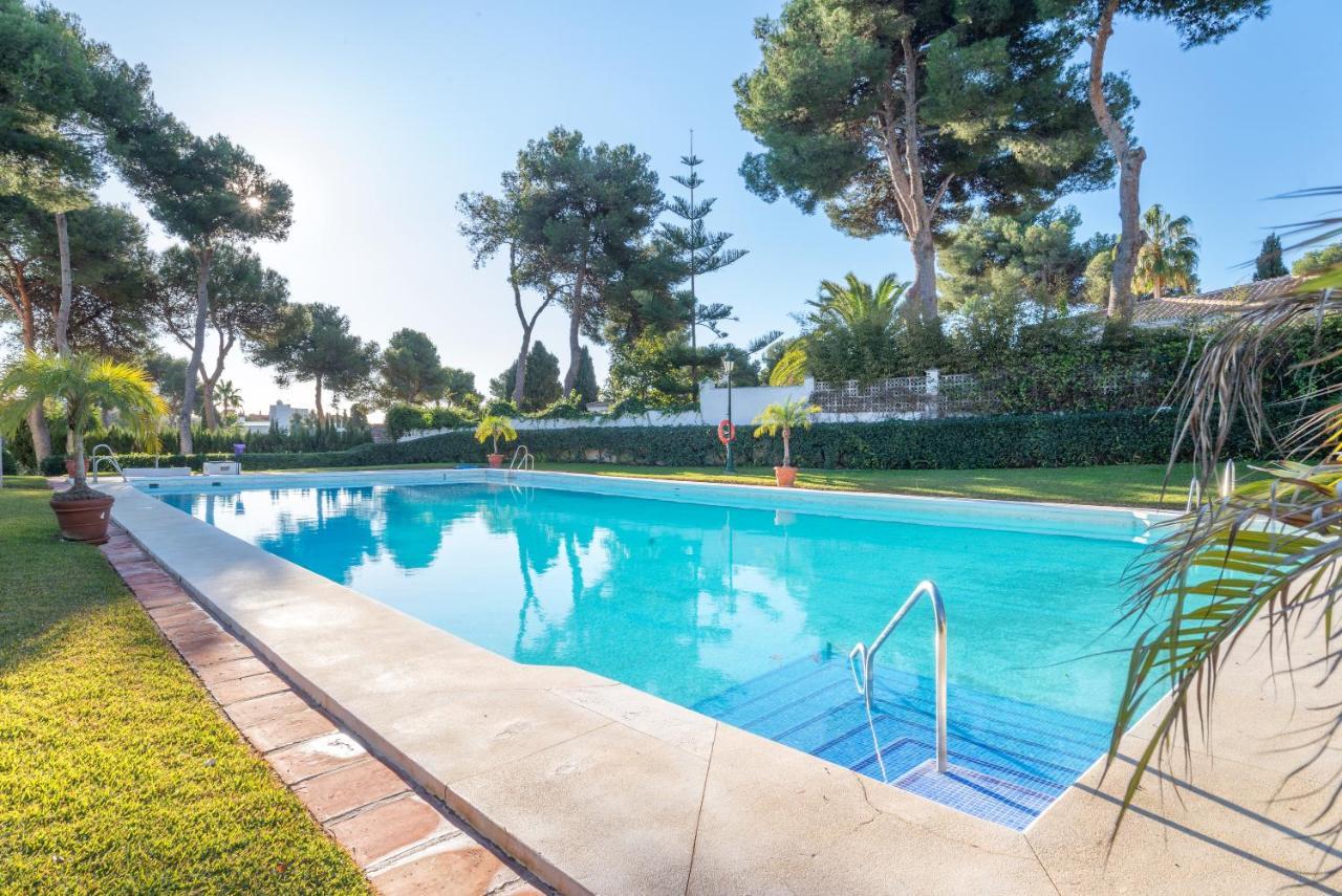 Luxury Apartment Los Monteros Marbella Bagian luar foto